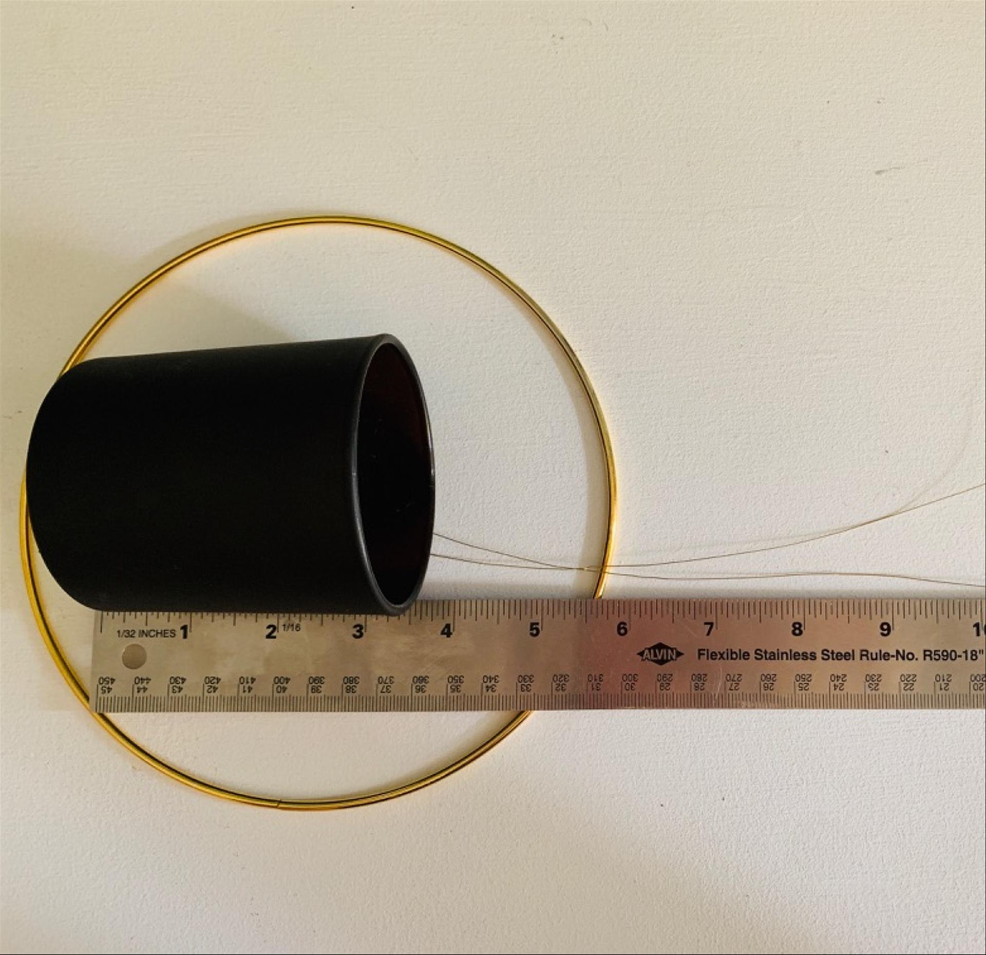 Measure the wire by putting it inside the hoop